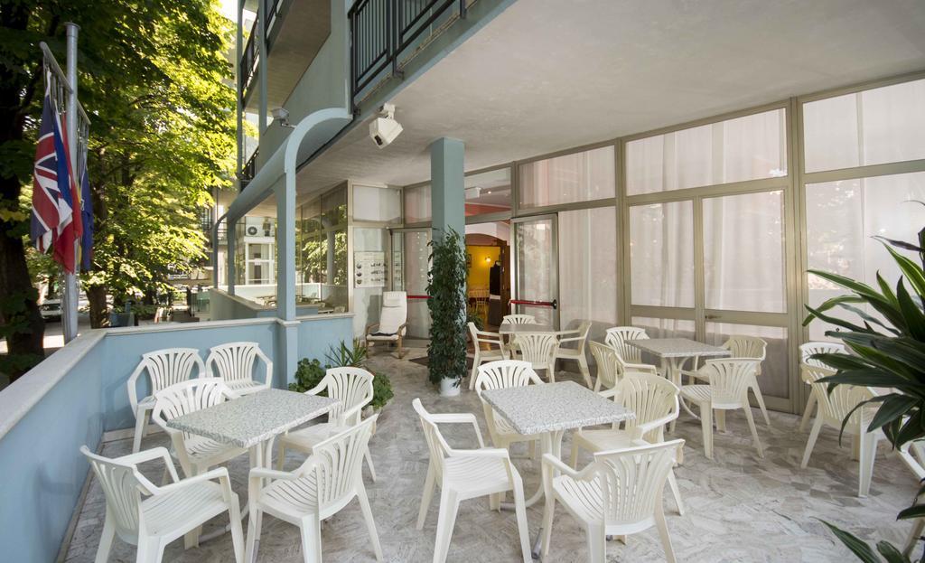 Hotel Veliero Rimini Kültér fotó
